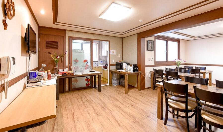Hillstay Residence Hotel Gumi Εξωτερικό φωτογραφία